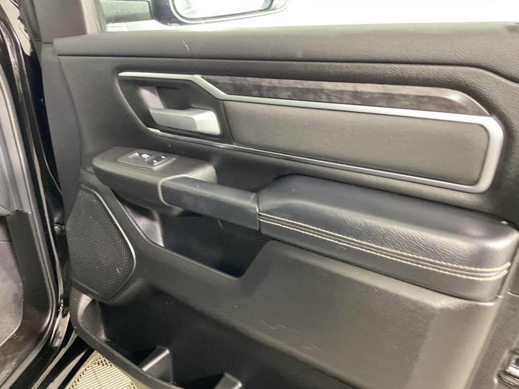 Used 2024 RAM 1500 Big Horn AWD/4WD image 23
