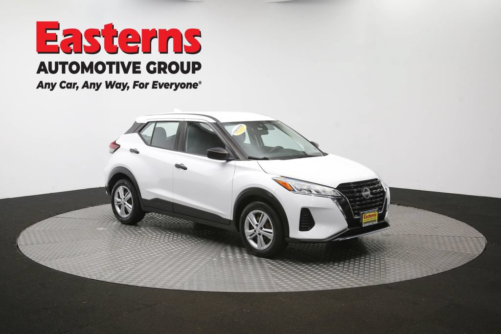 Used 2022 Nissan Kicks S FWD image 47
