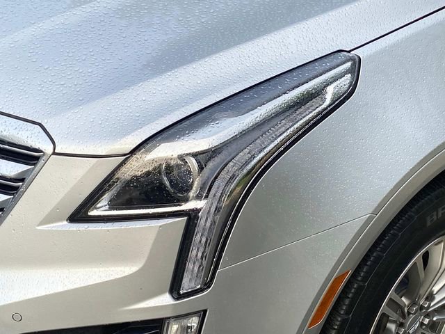 Used 2018 Cadillac XT5 Luxury w/ Driver Awareness Package FWD image 5