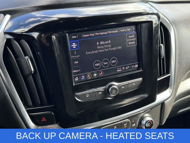 Used 2023 Chevrolet Traverse LT image 3