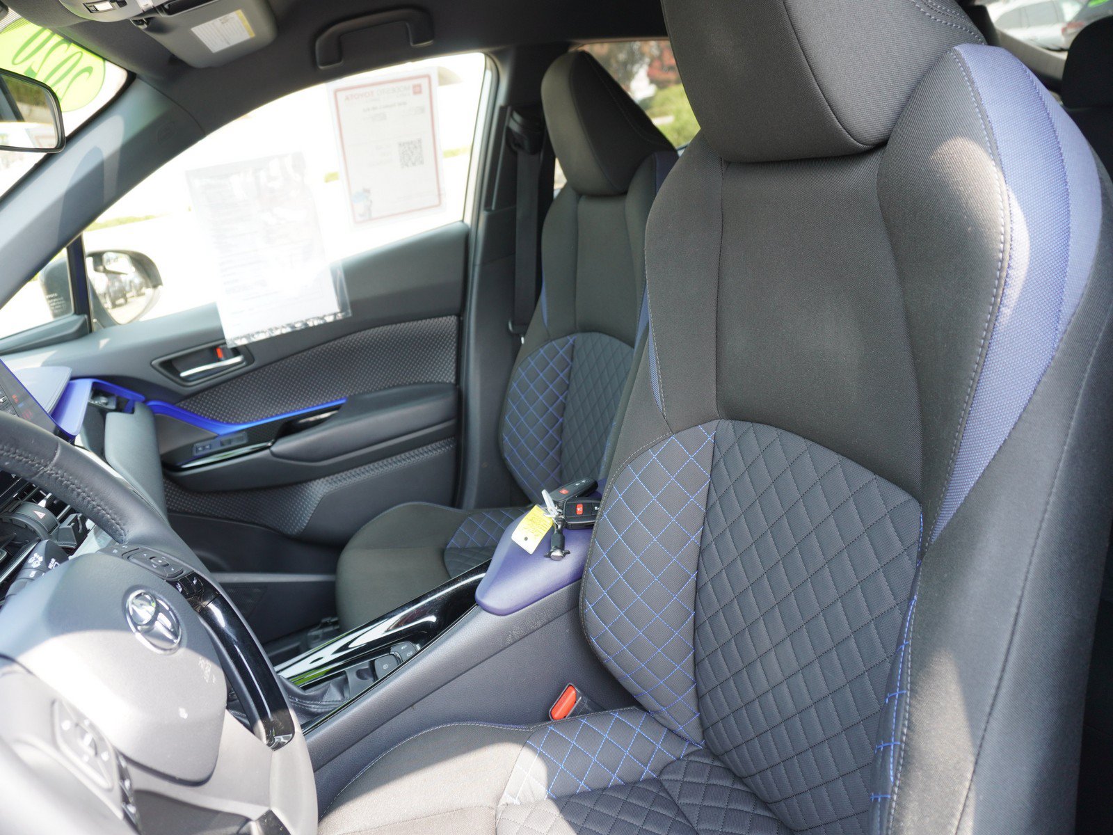 Used 2020 Toyota C-HR XLE FWD image 20