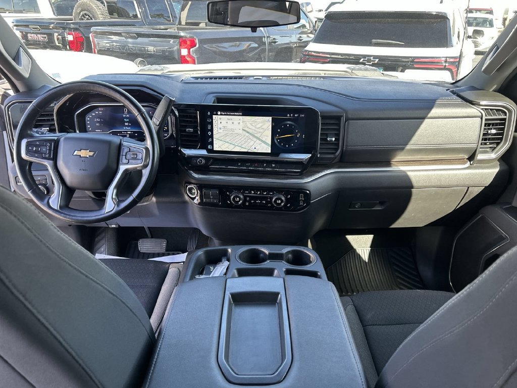 Used 2025 Chevrolet Silverado 2500 LT w/ Convenience Package AWD/4WD image 25