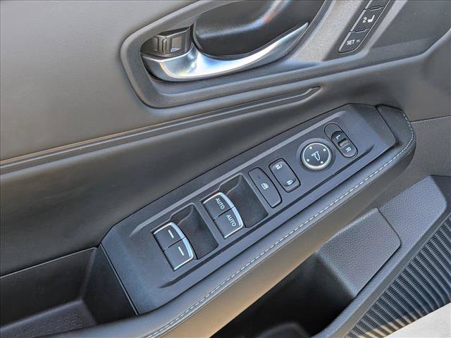 Used 2023 Honda Accord Sport image 11