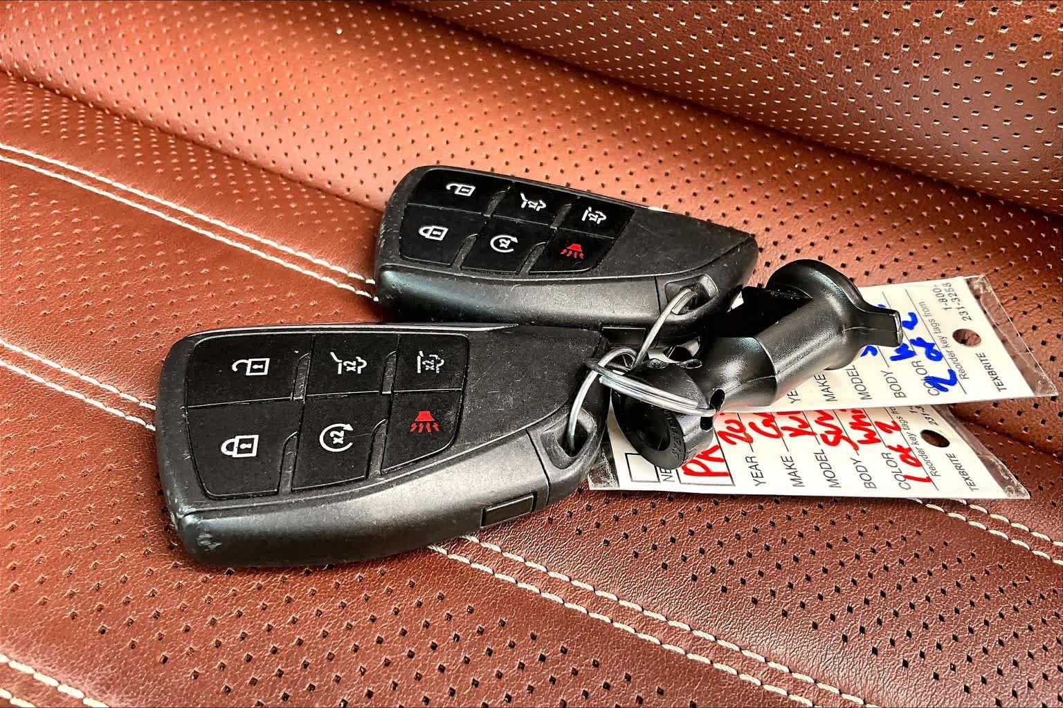 Used 2023 GMC Yukon Denali Ultimate AWD/4WD image 15