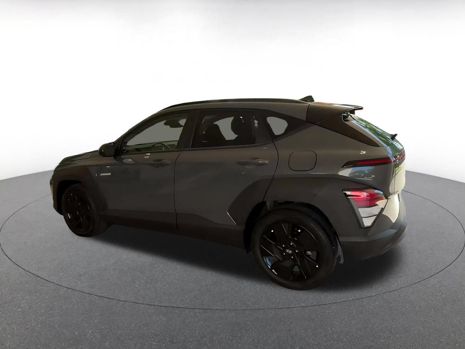 Used 2026 Hyundai Kona SEL Sport FWD image 9