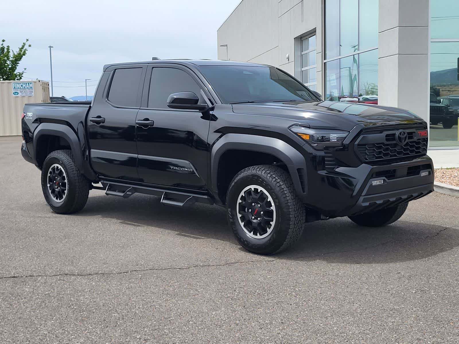 Used 2025 Toyota Tacoma TRD Off-Road AWD/4WD video 3