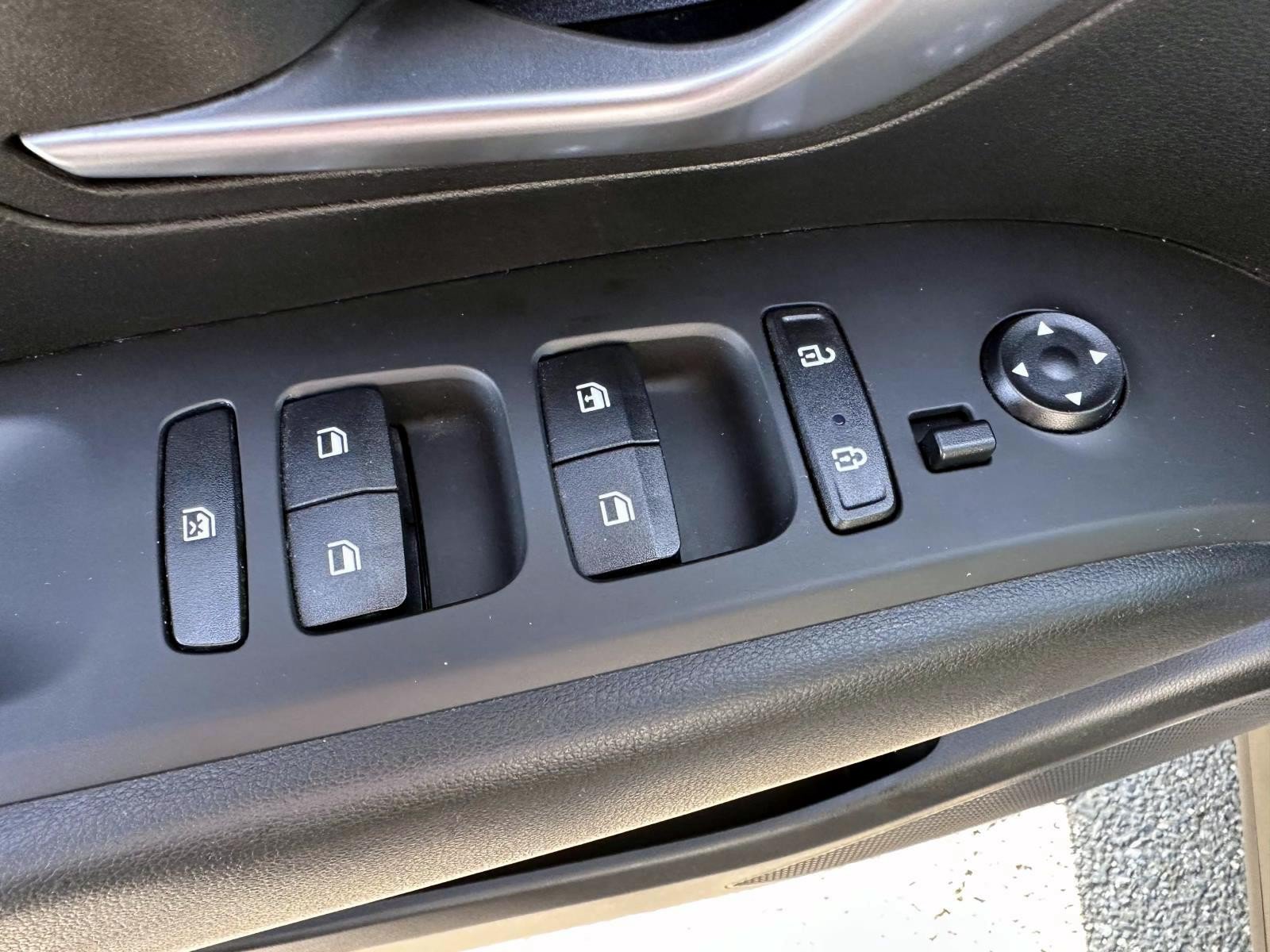 Used 2023 Hyundai Tucson SE AWD/4WD image 9
