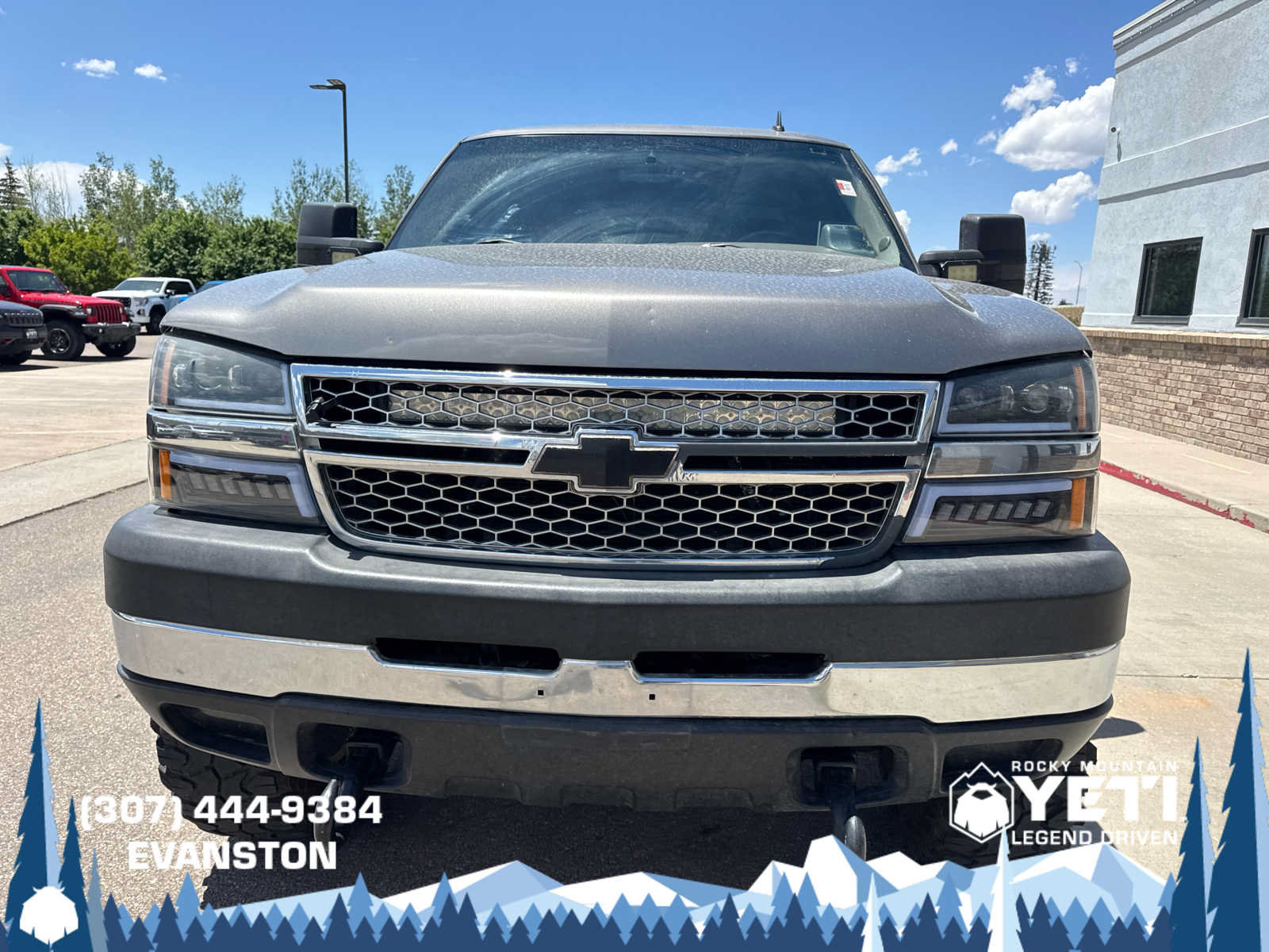 Used 2007 Chevrolet Silverado 2500 LT w/ Heavy-Duty Power Package AWD/4WD image 8