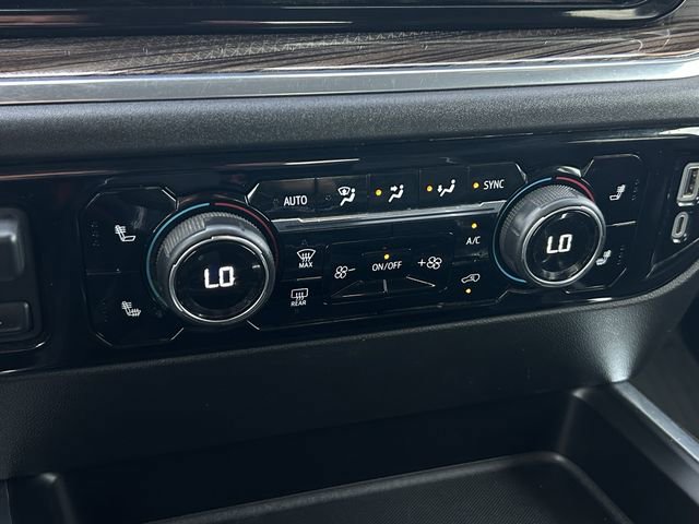 Used 2024 Chevrolet Silverado 2500 LT AWD/4WD image 22