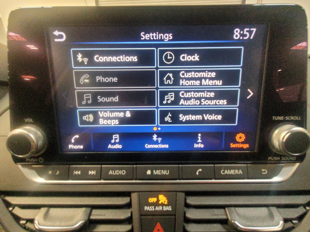 Used 2023 Nissan Altima 2.5 SV AWD/4WD image 25