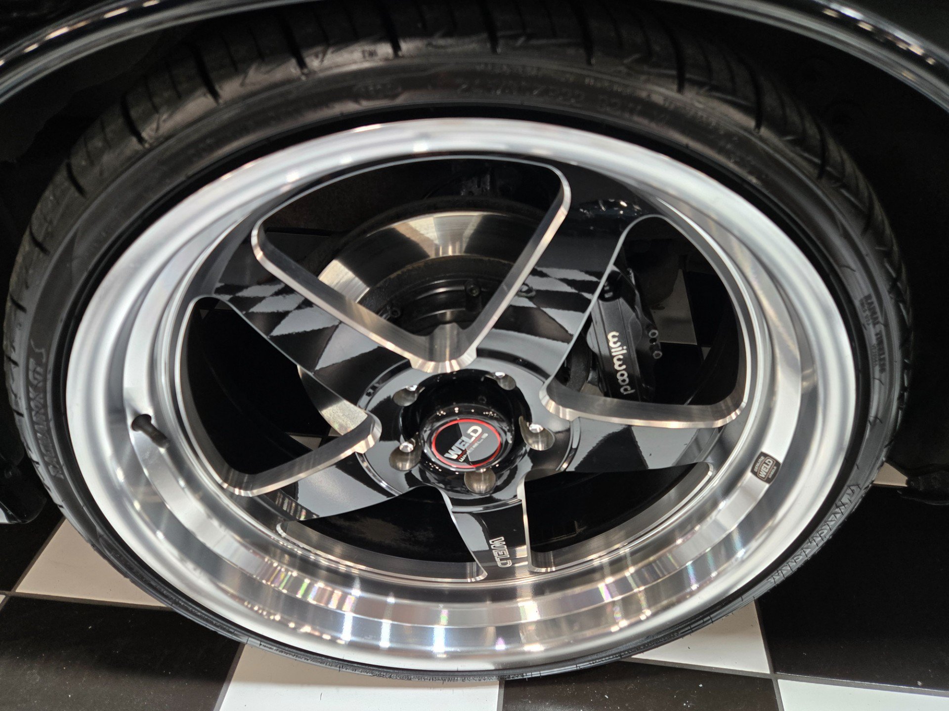 Used 1994 Chevrolet Impala SS RWD image 23