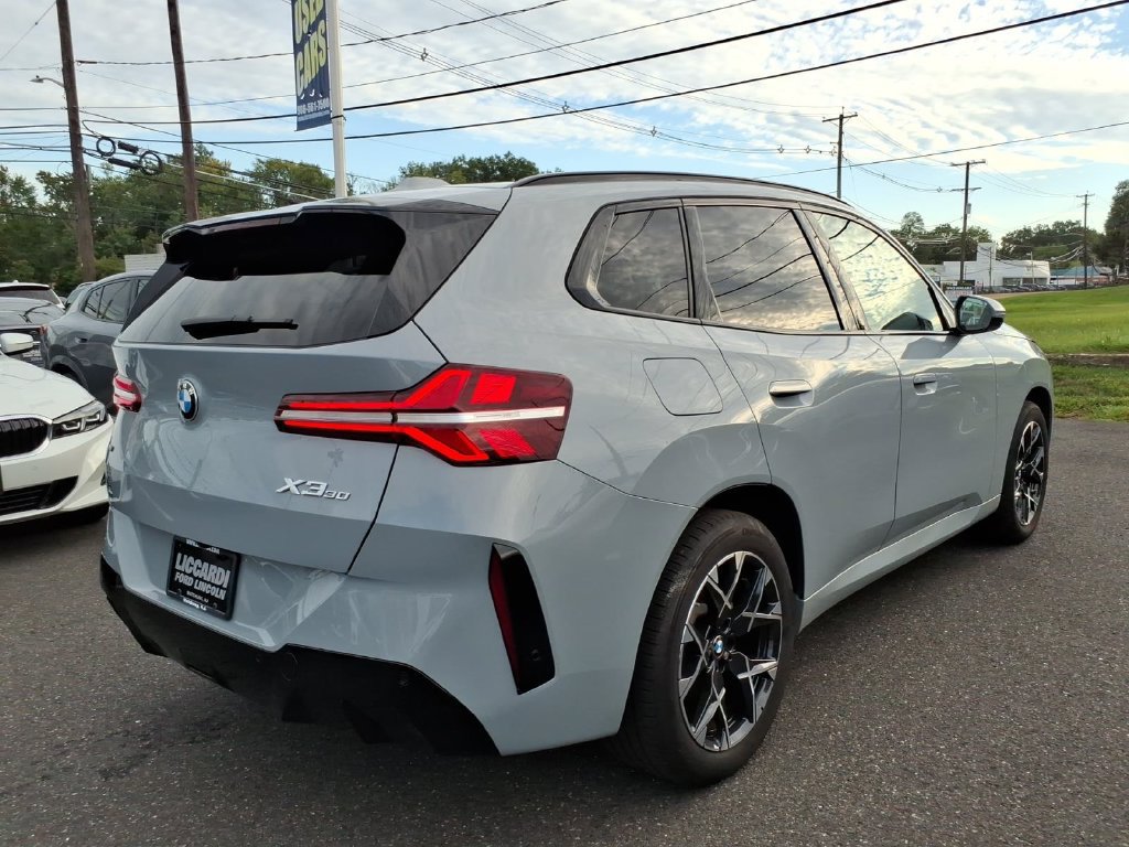 Used 2025 BMW X3 xDrive30i AWD/4WD image 6