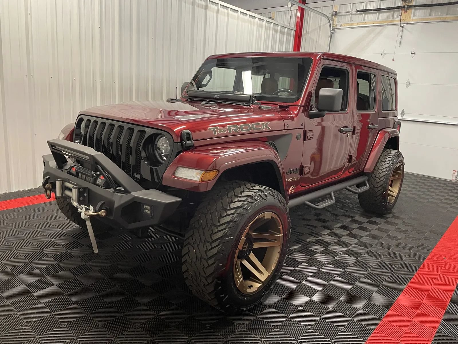 Used 2021 Jeep Wrangler Unlimited Sport AWD/4WD image 5