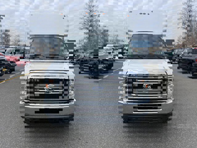 Used 2015 Ford E-350 and Econoline 350 Super Duty image 17