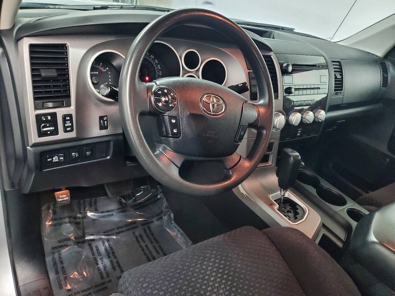 Used 2012 Toyota Tundra 4x4 Double Cab w/ SR5 Pkg image 8