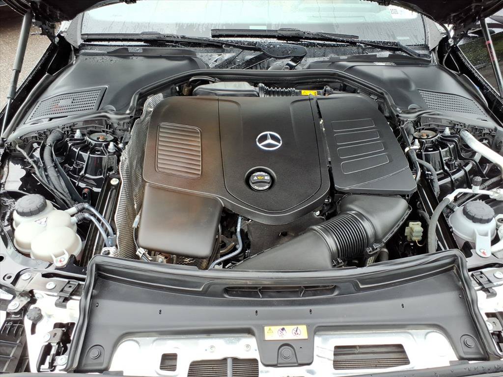 Certified 2022 Mercedes-Benz C 300 4MATIC Sedan image 10