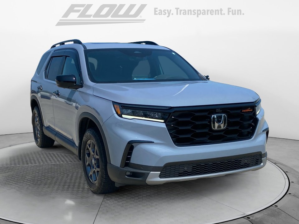 Certified 2025 Honda Pilot TrailSport