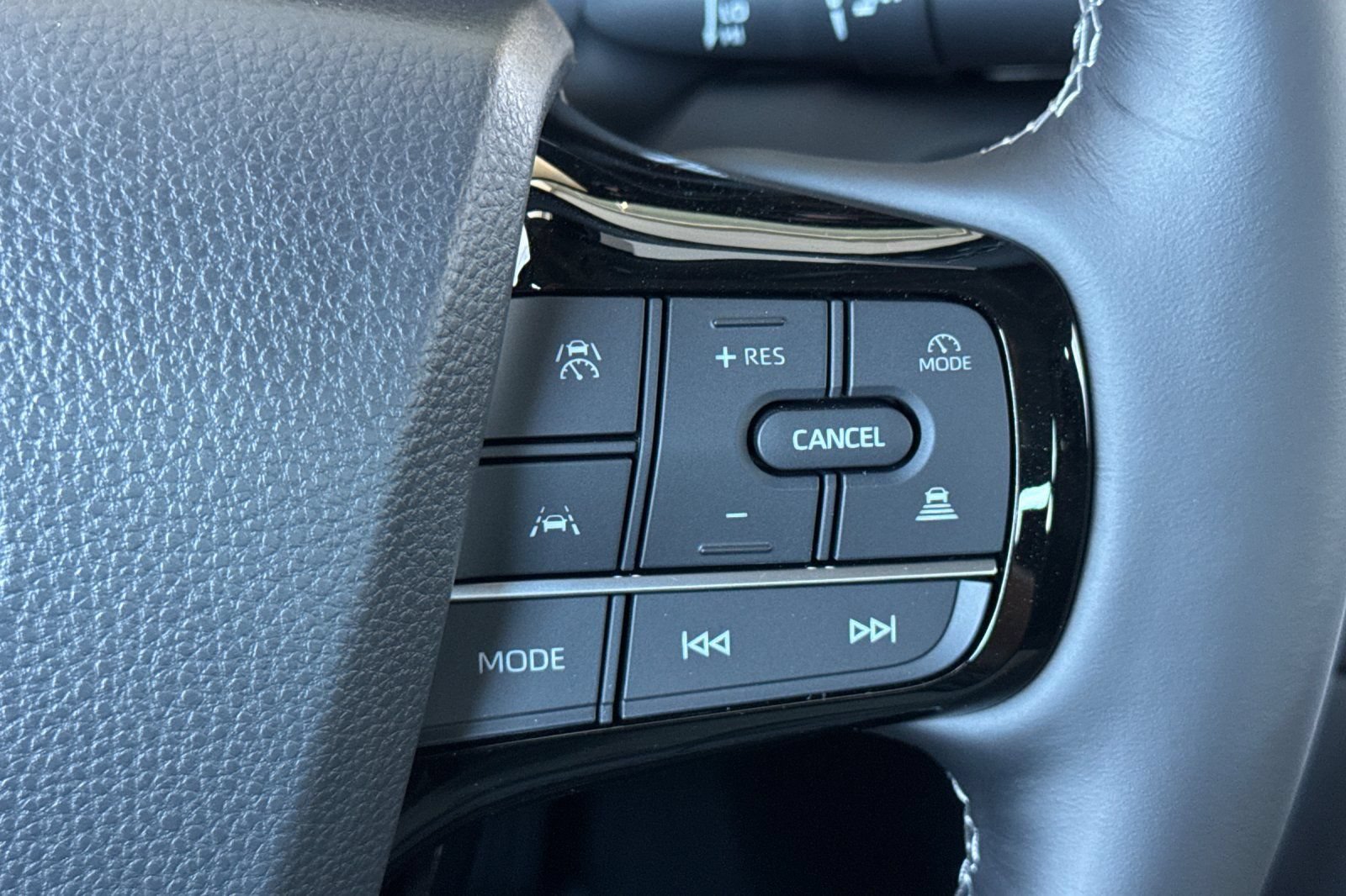 New 2026 Toyota Mirai RWD image 28