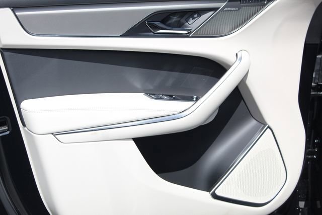 New 2026 Jaguar F-PACE R-Dynamic S image 21