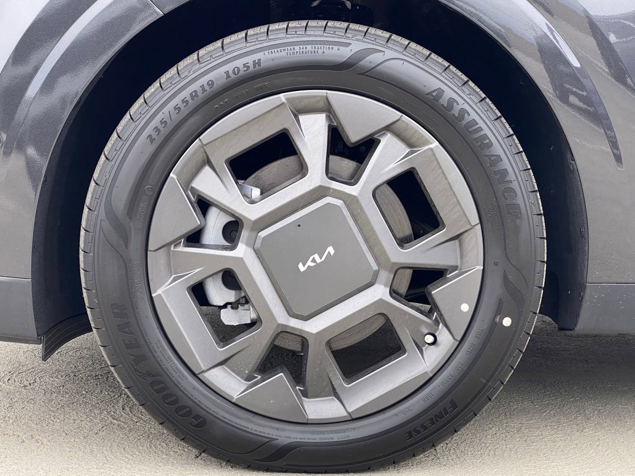 New 2026 Kia Carnival SX image 10