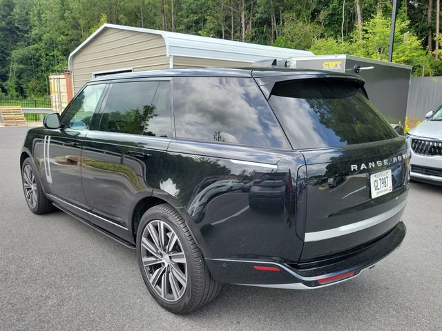 Used 2024 Land Rover Range Rover Long Wheelbase Autobiography AWD/4WD image 6