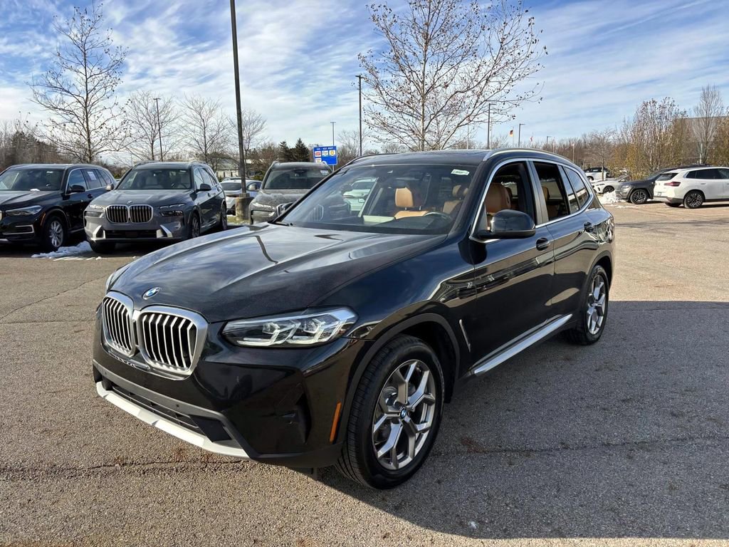 Certified 2022 BMW X3 xDrive30i w/ Premium Package 2 (ZPA) image 3