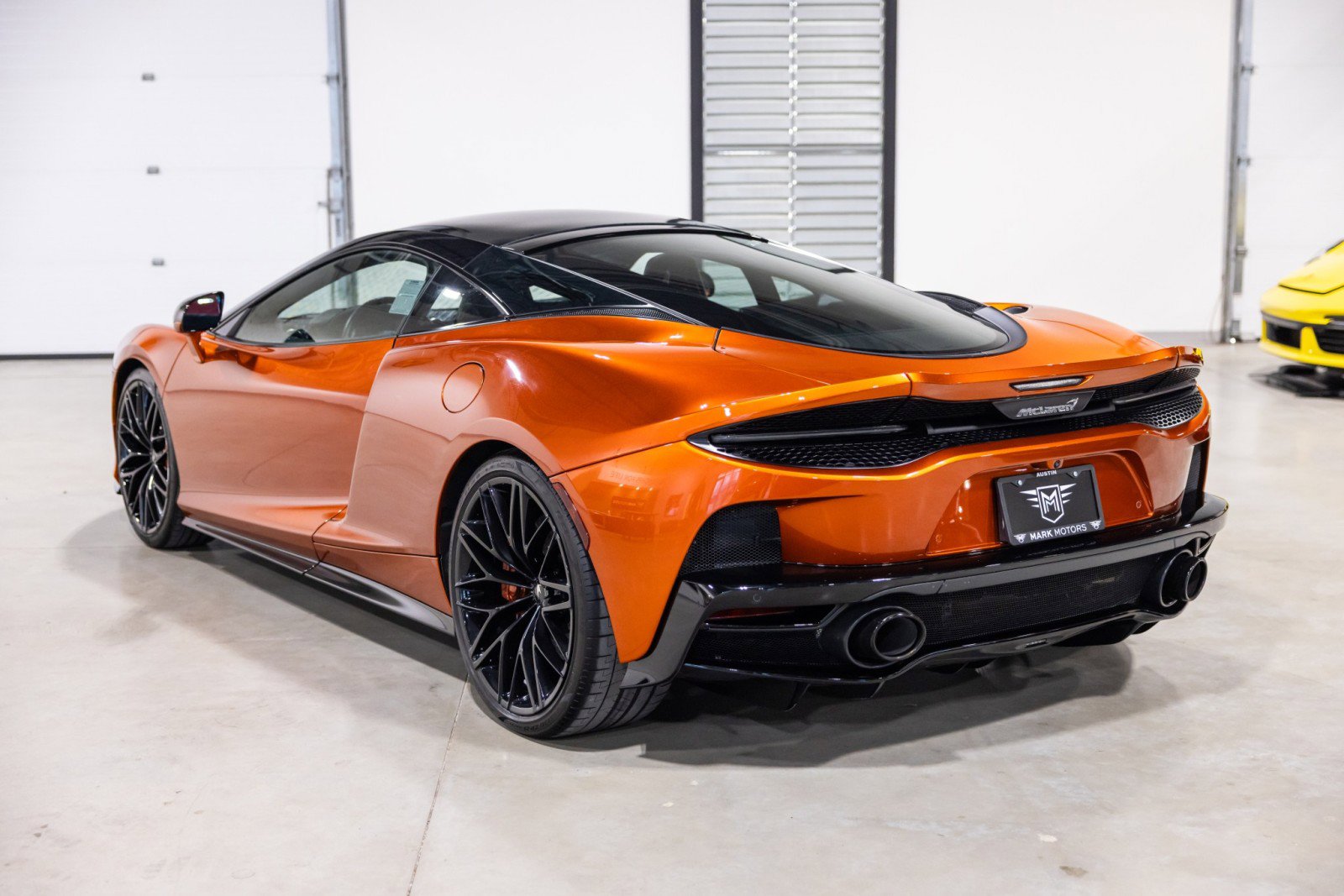 Used 2023 McLaren GT RWD image 7