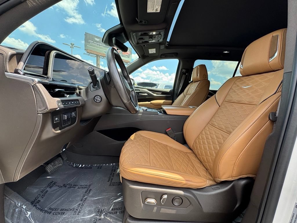 Used 2022 Cadillac Escalade ESV Sport w/ Touring Package AWD/4WD image 23