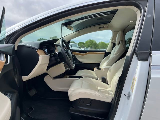 Used 2018 Tesla Model X 100D image 12