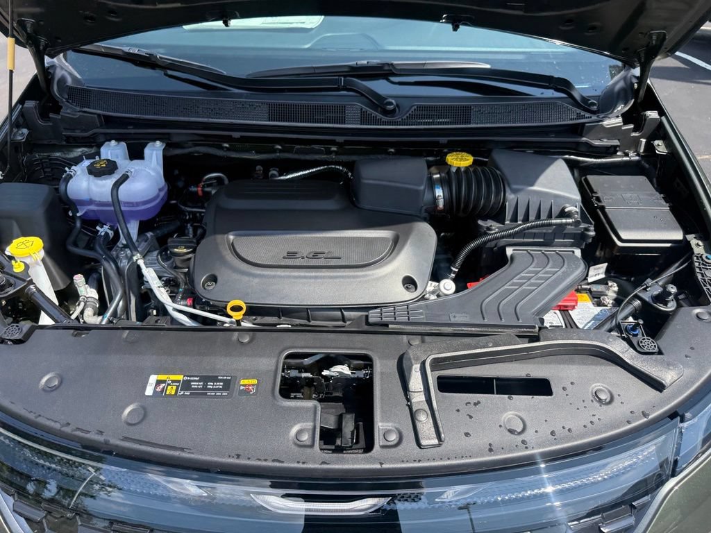 New 2027 Chrysler Pacifica Limited FWD image 68