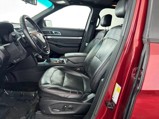 Used 2016 Ford Explorer Sport w/ Equipment Group 401A AWD/4WD image 22