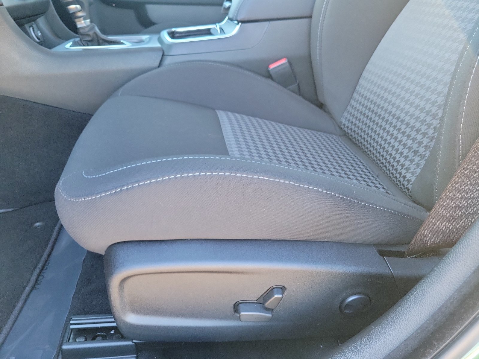 Used 2022 Dodge Charger Scat Pack RWD image 16