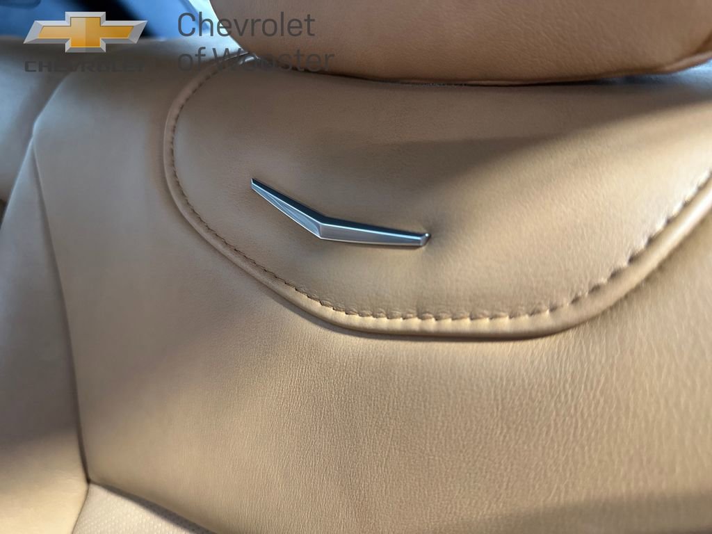 Used 2020 Cadillac XT4 Premium Luxury w/ Enhanced Visibility Package image 31