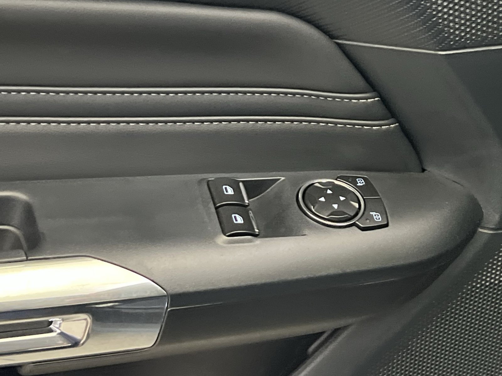 Used 2024 Ford Mustang GT Premium RWD image 14