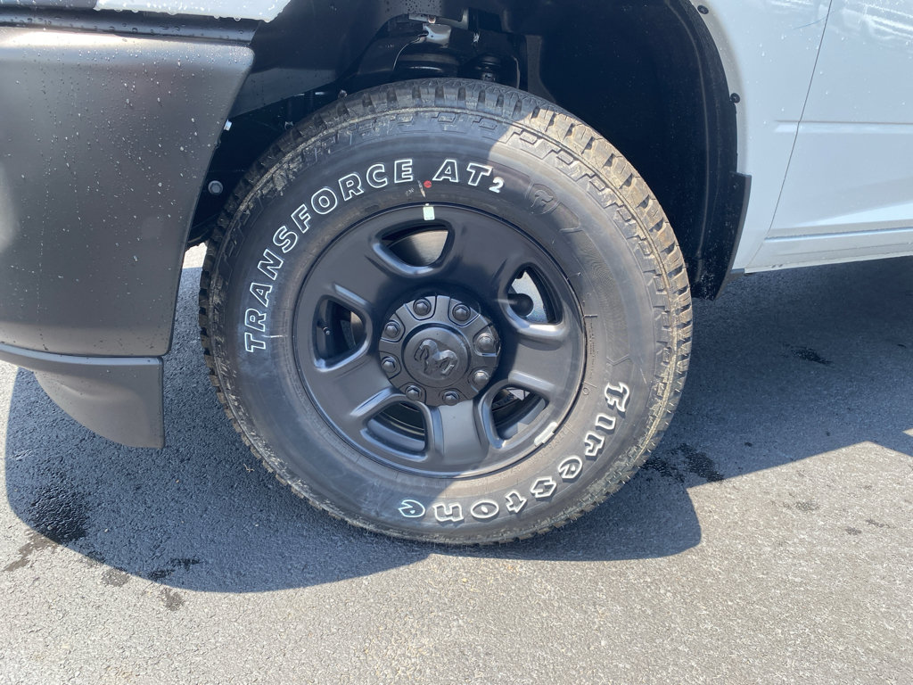 New 2026 RAM 2500 Tradesman AWD/4WD image 9