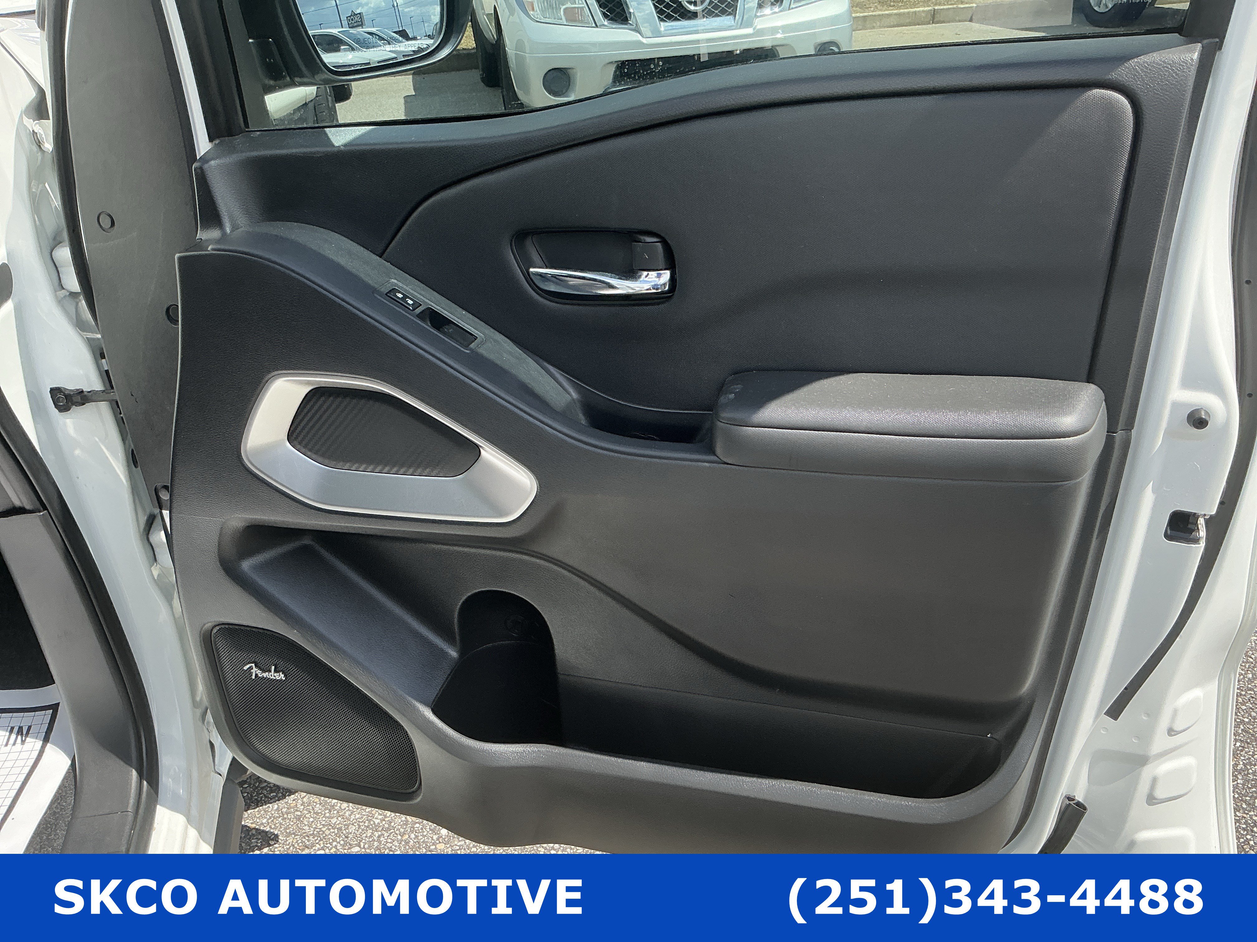 Used 2024 Nissan Frontier SV w/ Hardbody Edition AWD/4WD image 12