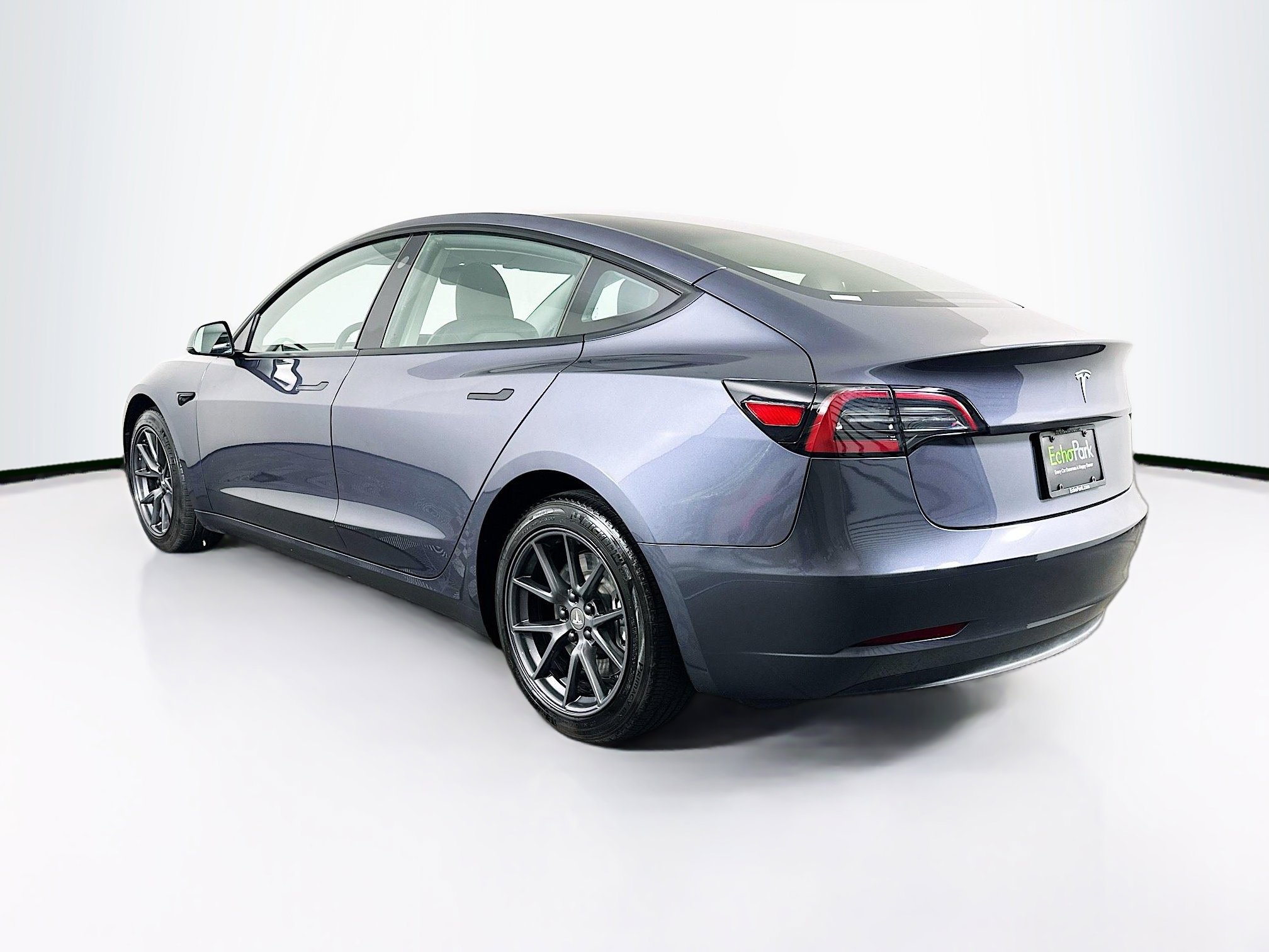Used 2023 Tesla Model 3 Standard Range RWD image 5