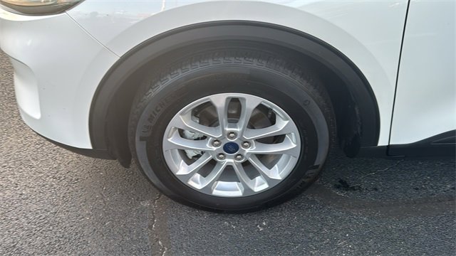 Used 2022 Ford Escape SE image 35