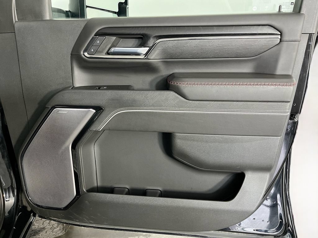 Used 2024 GMC Sierra 2500 AT4X AWD/4WD image 39