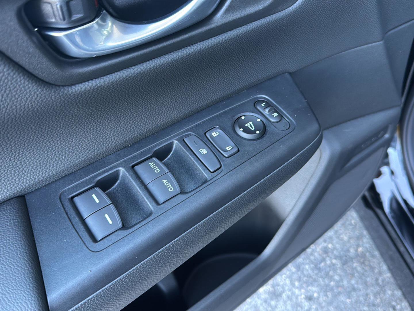 New 2026 Honda CR-V EX image 30