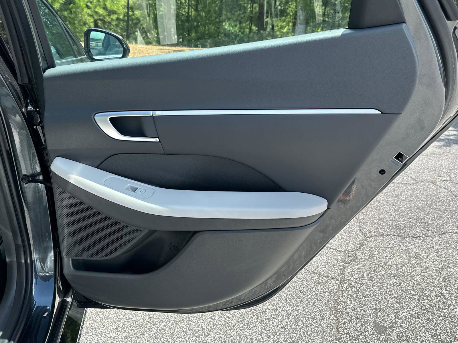 Certified 2024 Hyundai Sonata SEL w/ Convenience Package image 13