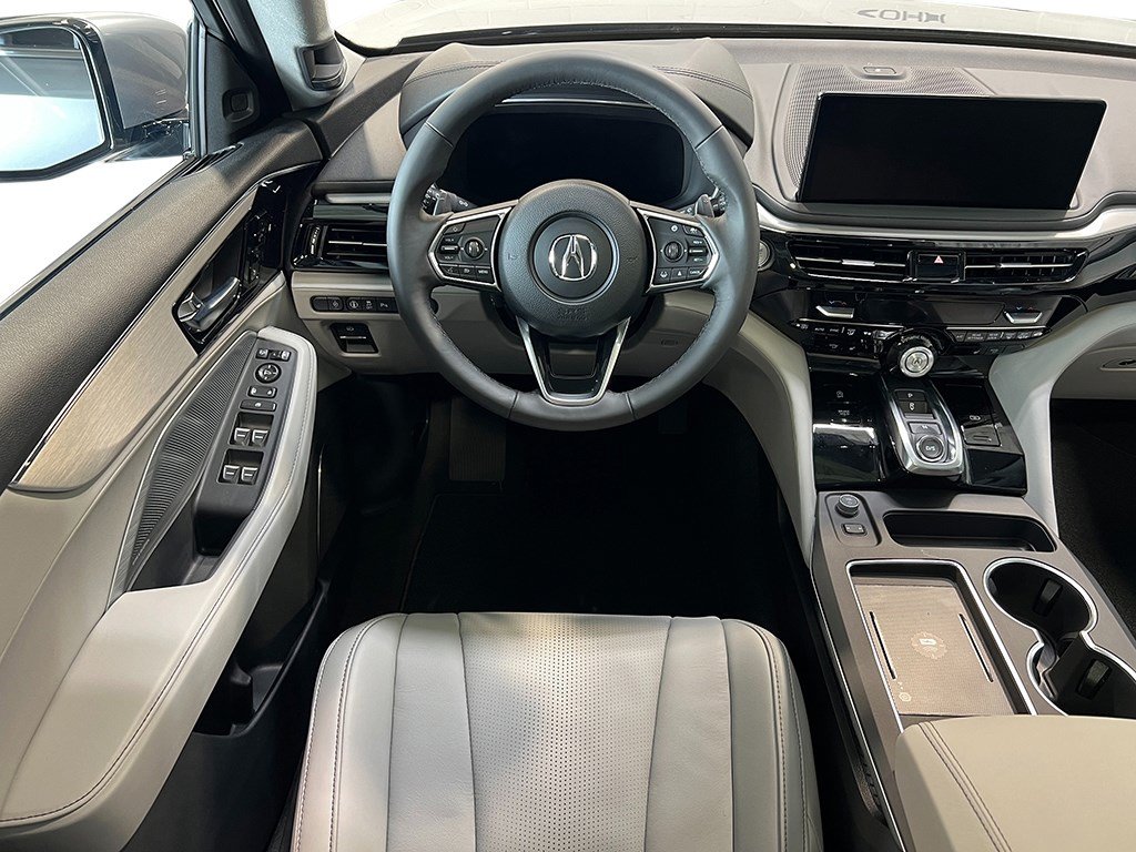 New 2026 Acura MDX w/ Technology Package AWD/4WD image 17