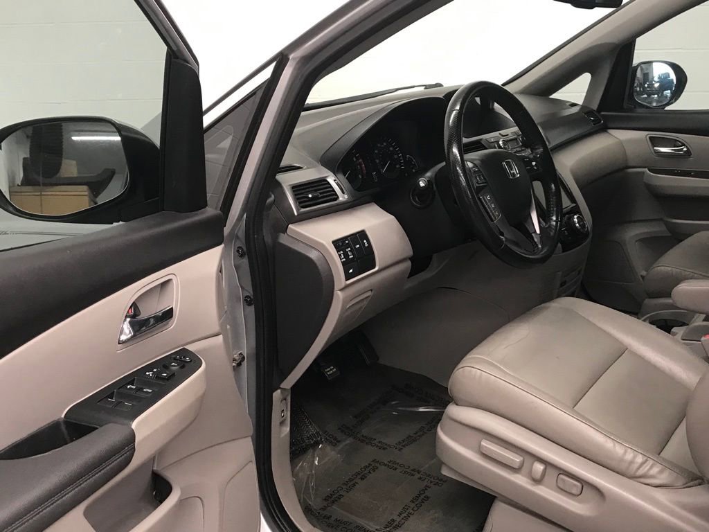 Used 2015 Honda Odyssey EX-L image 11