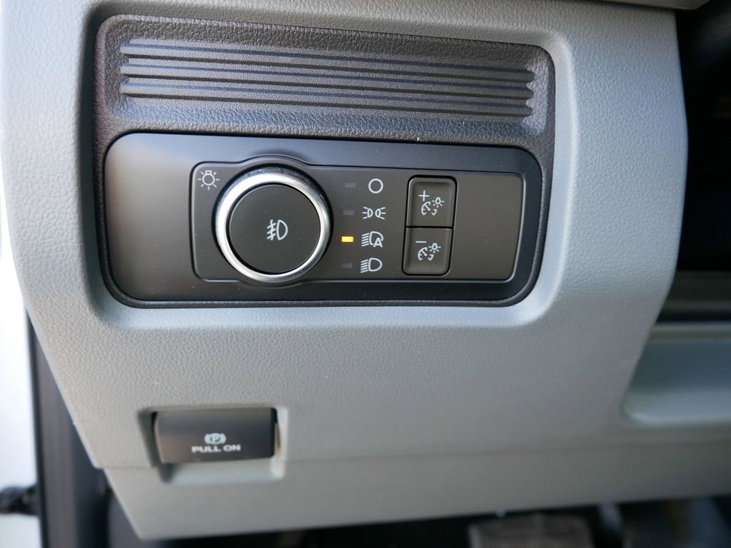 New 2026 Ford F550 4x4 Crew Cab Super Duty image 13