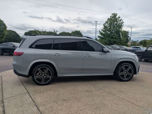 Used 2024 Mercedes-Benz GLS 450 4MATIC image 10