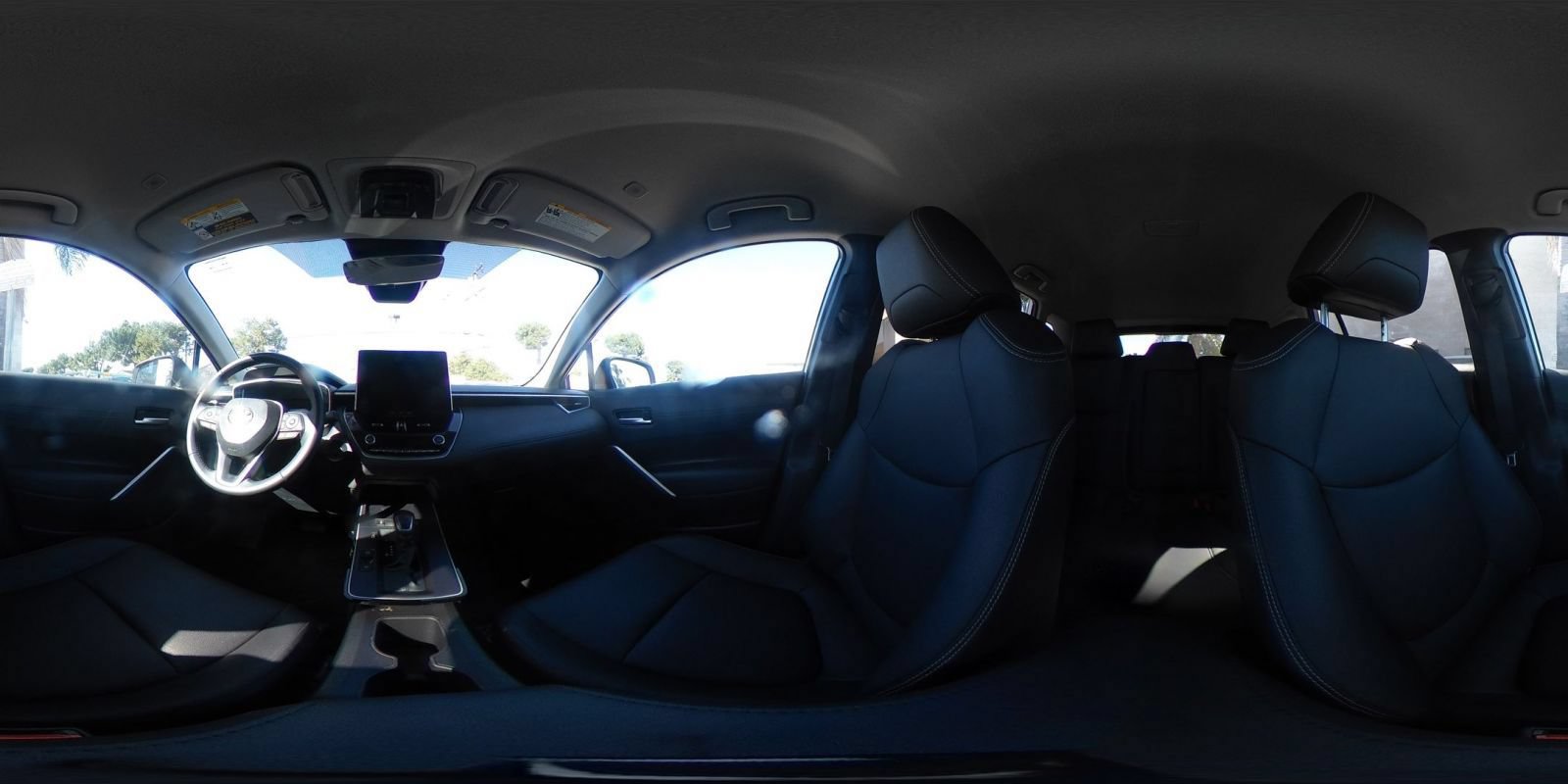 Used 2026 Toyota Corolla Cross XLE FWD image 38