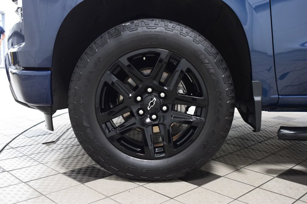 Used 2022 Chevrolet Silverado 1500 RST AWD/4WD image 29
