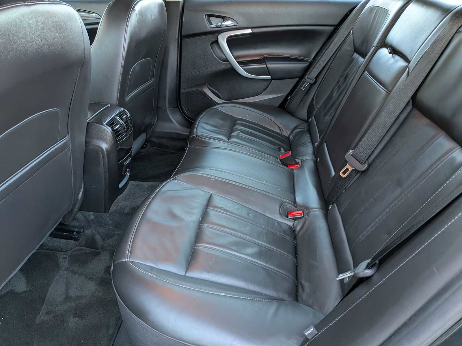 Used 2016 Buick Regal Premium image 18