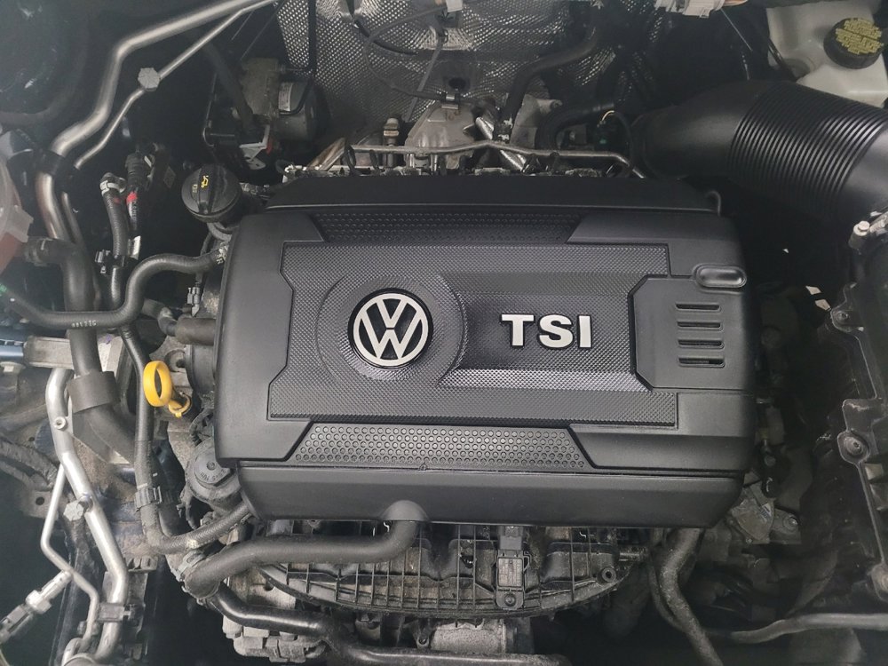 Used 2021 Volkswagen Atlas Cross Sport SE AWD/4WD image 30