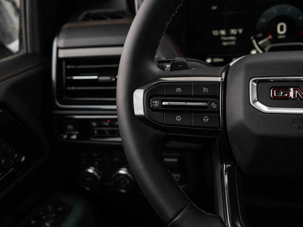 New 2026 GMC Yukon AT4 w/ AT4 Premium Plus Package AWD/4WD image 23